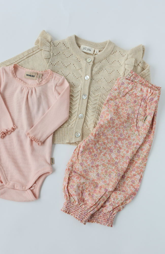 Cardigan Knit Pattern - Light Sand