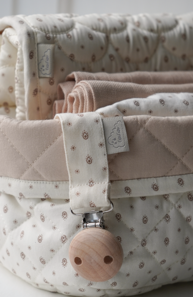 Pacifier Holder - Rowan