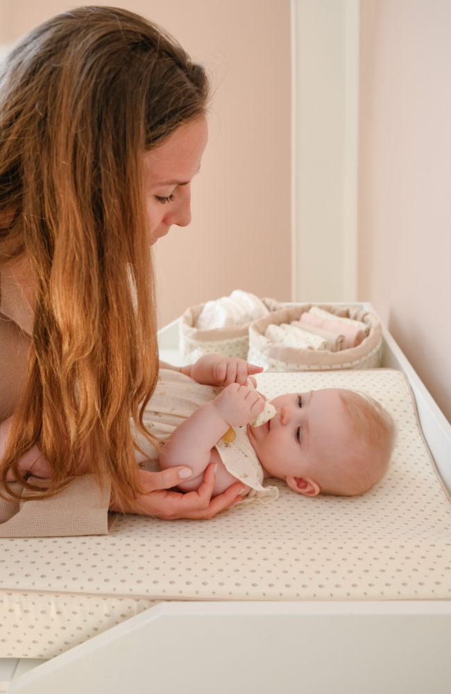 Changing Cushion - Rowan