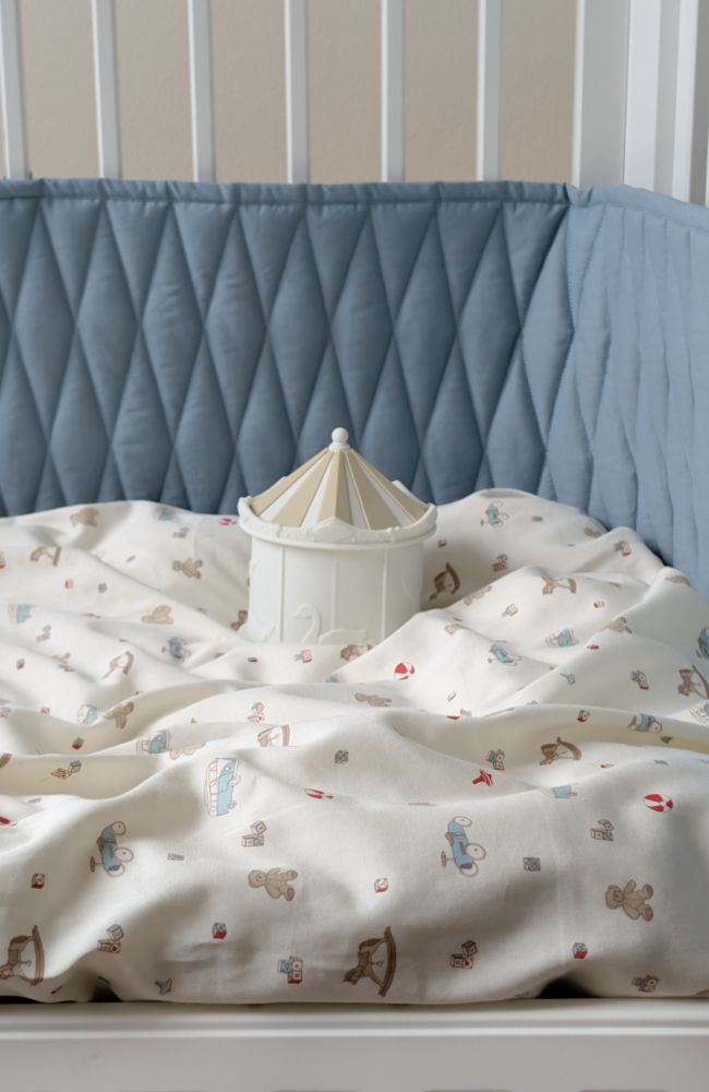 Cot Bumper - Florentine Blue