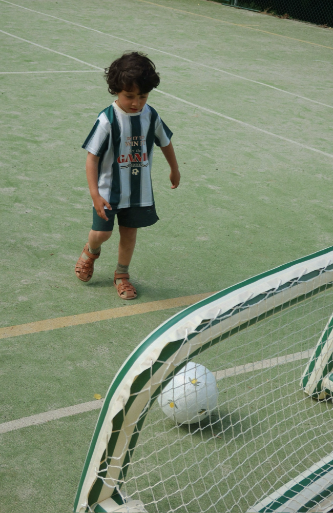 Inflatable Goal w/ Ball - Green Stripe