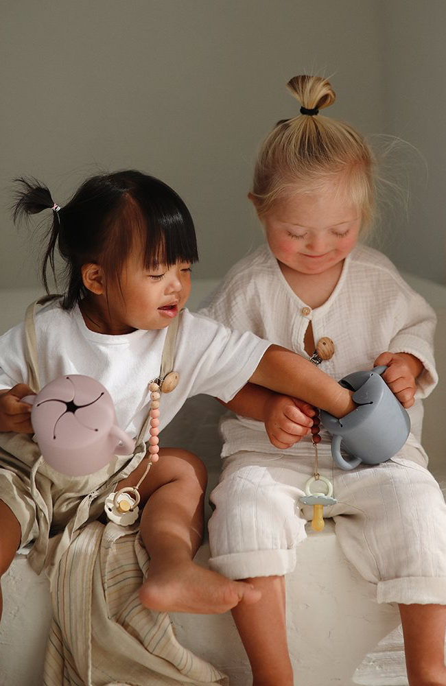 Mushie Silicone Snack Cup - Blush