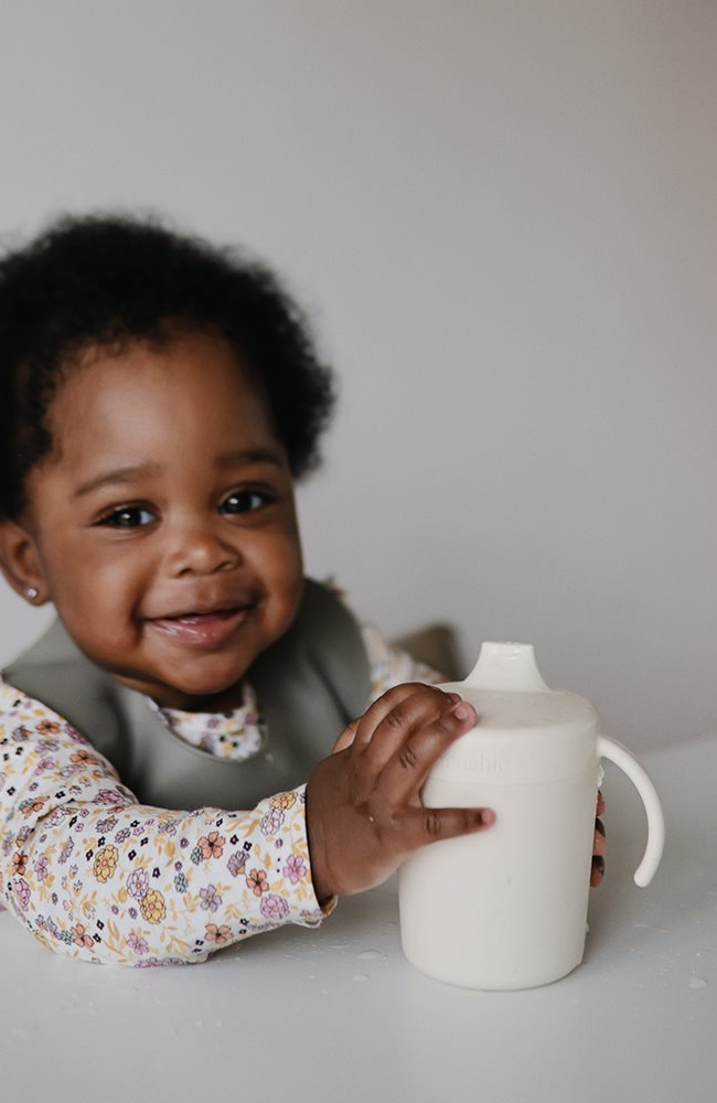 Mushie Trainer Sippy Cup - Ivory