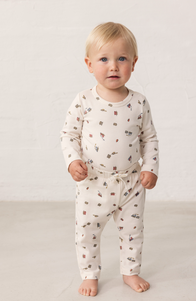 Benedicte Body - Trains