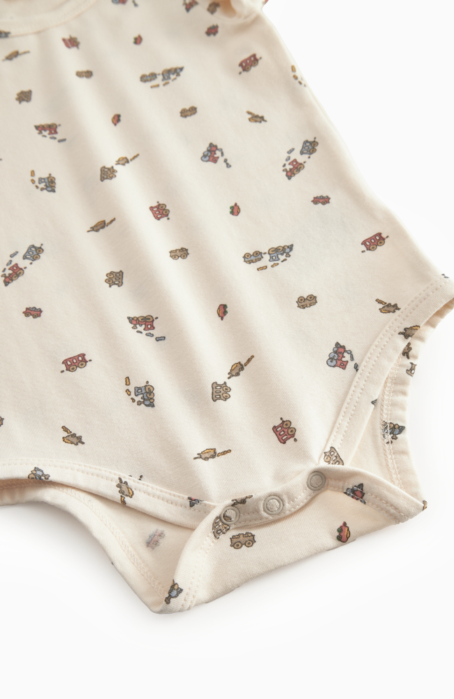 Benedicte Body - Trains