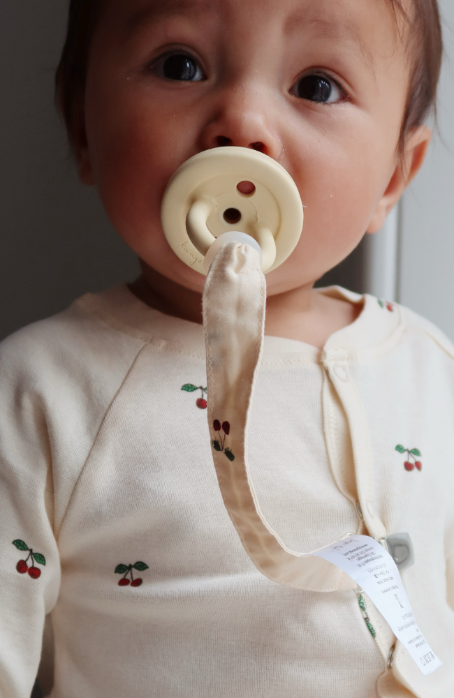 2 Pack Pacifier Holder - Cherry