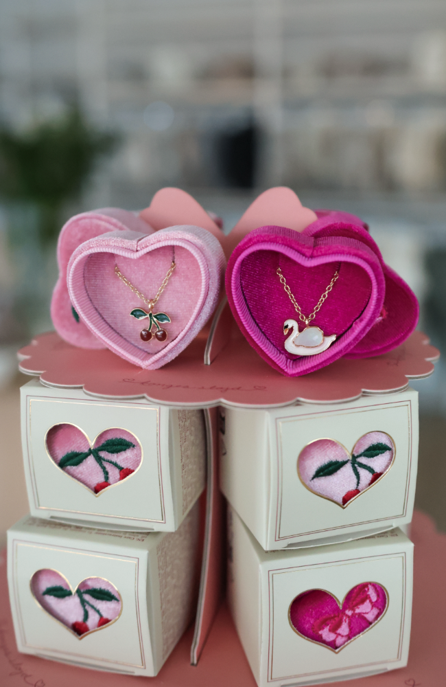 Little Necklace Box - Swan or Cherry