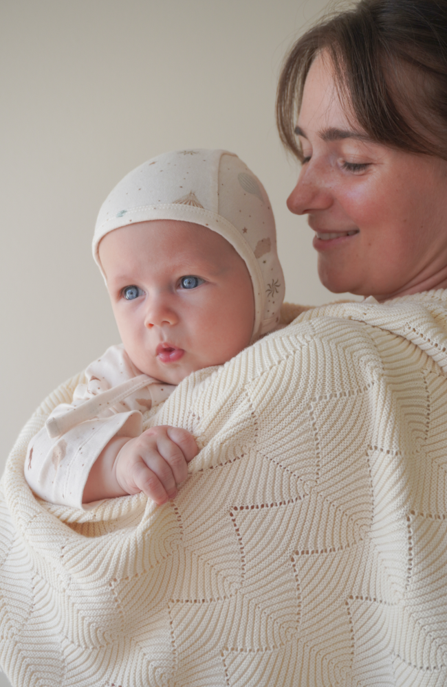 Scallop Knit Throw - Natural