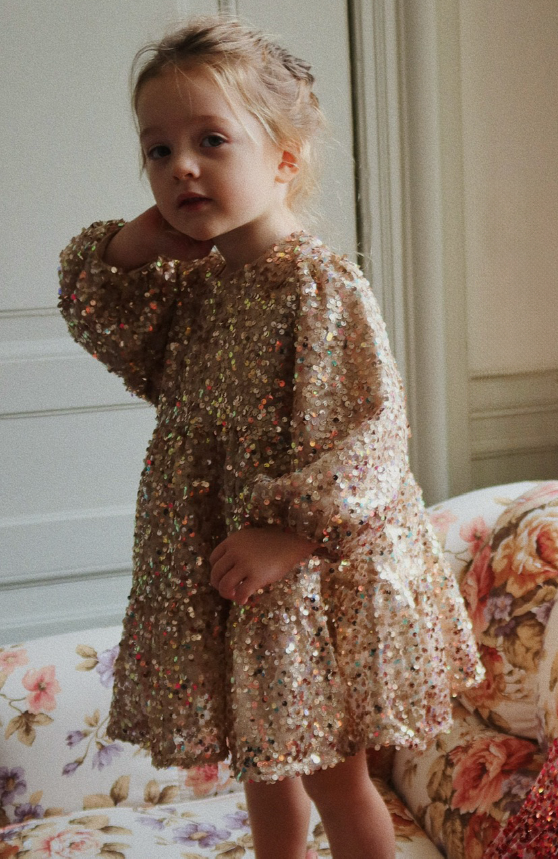 Lila Sequins Bow Dress - Gold Glitter