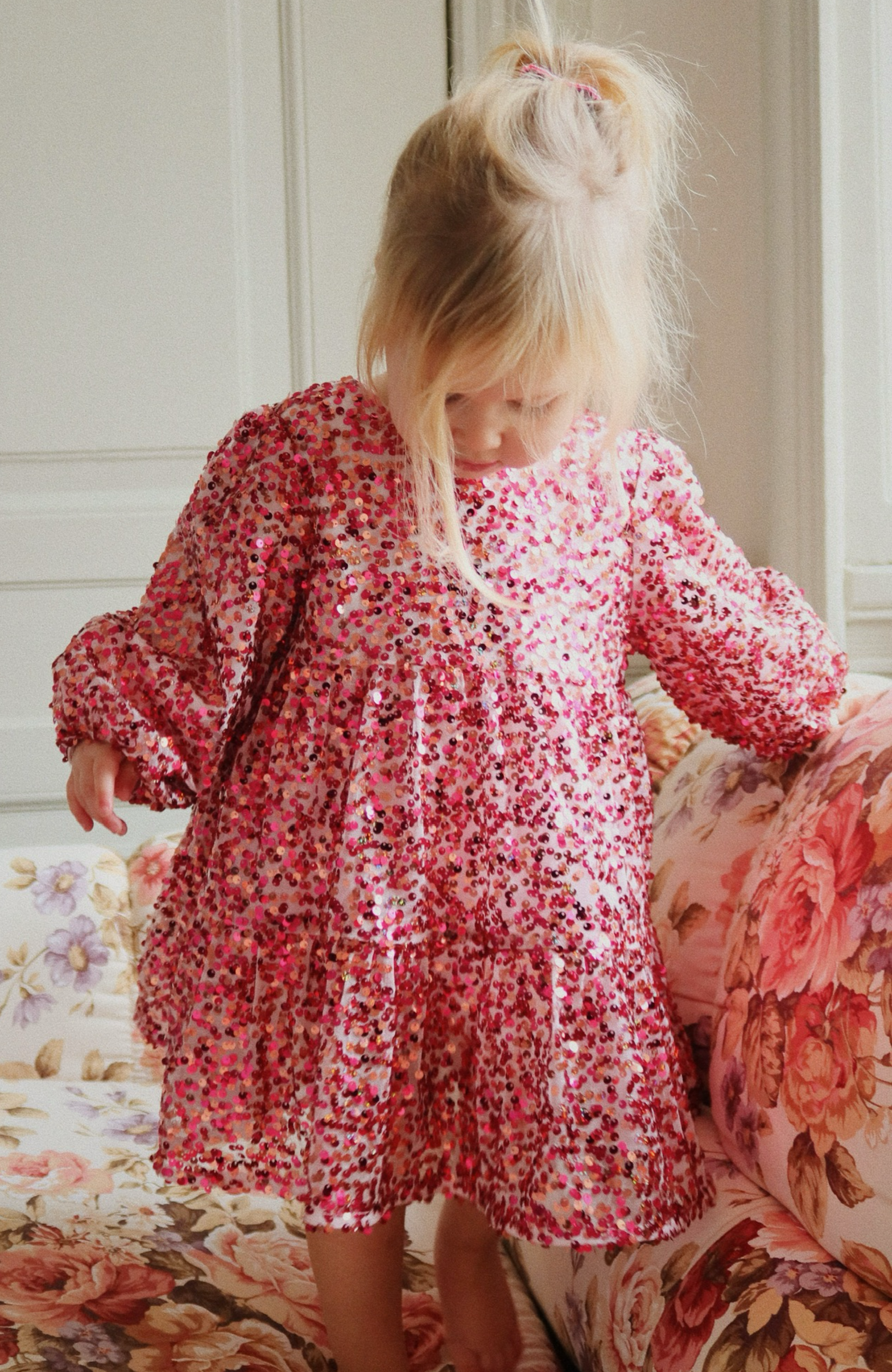 Lila Sequins Bow Dress - Sparkling Sangria