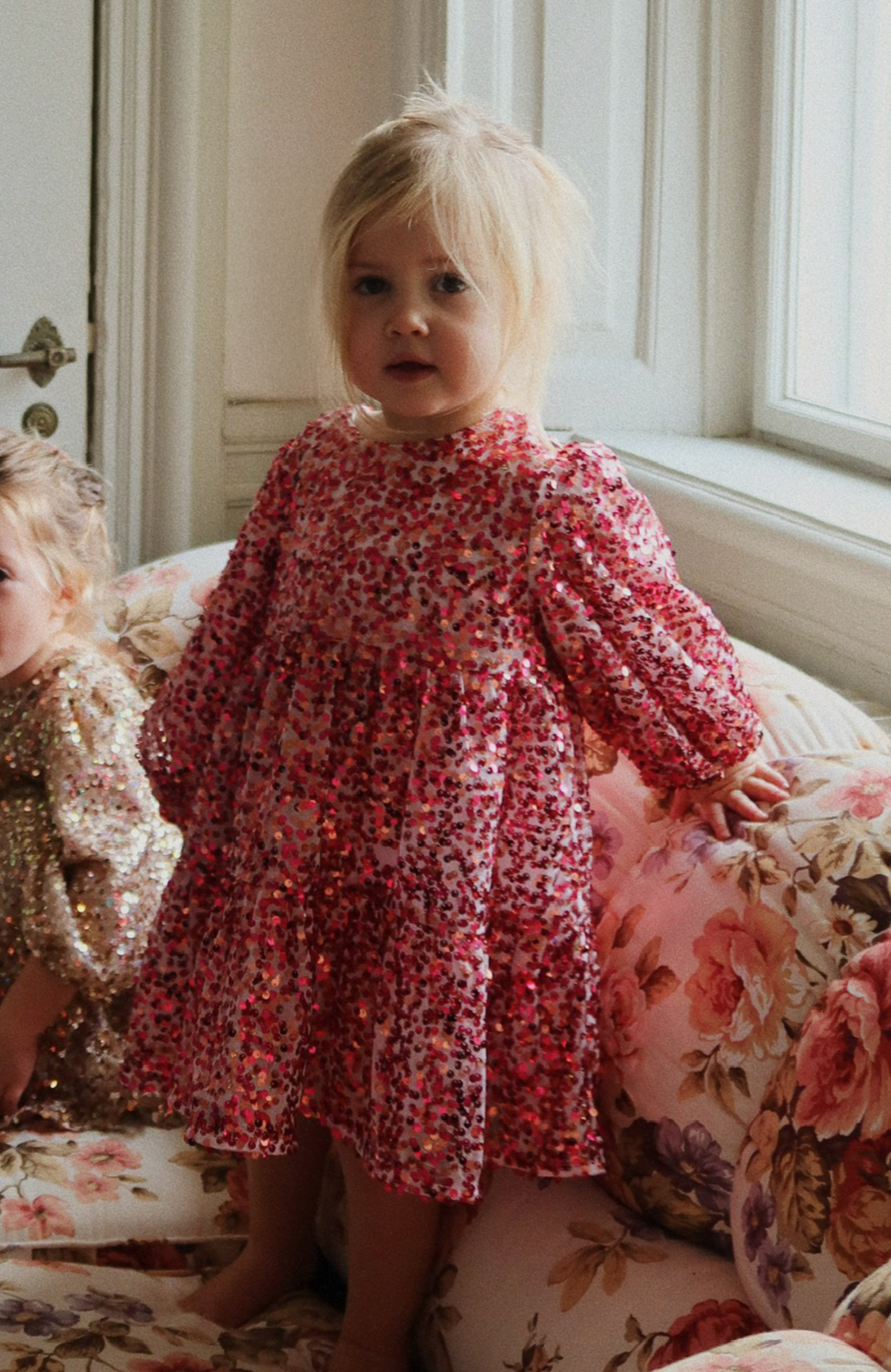 Lila Sequins Bow Dress - Sparkling Sangria