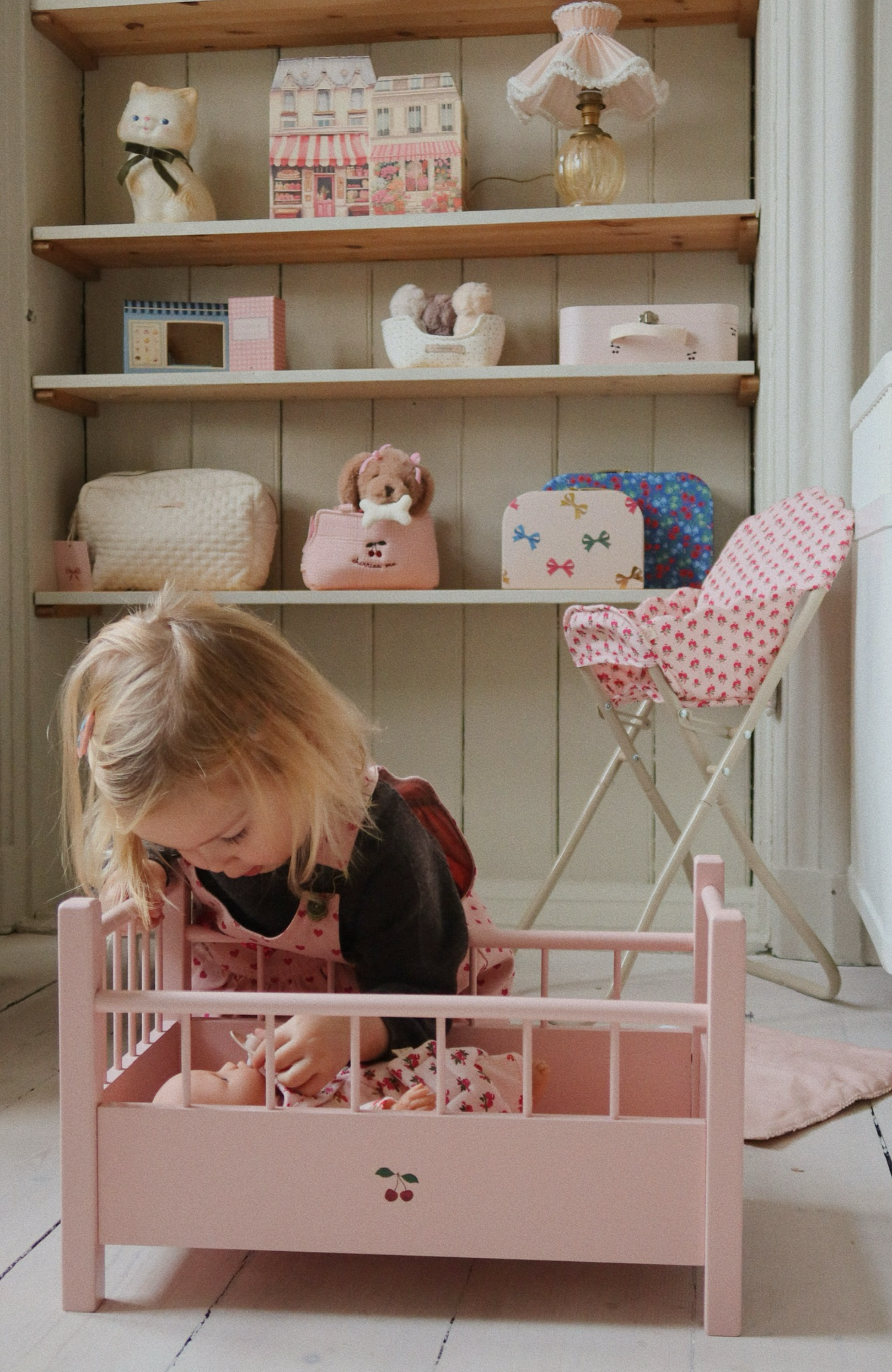 Doll Bed - Pink