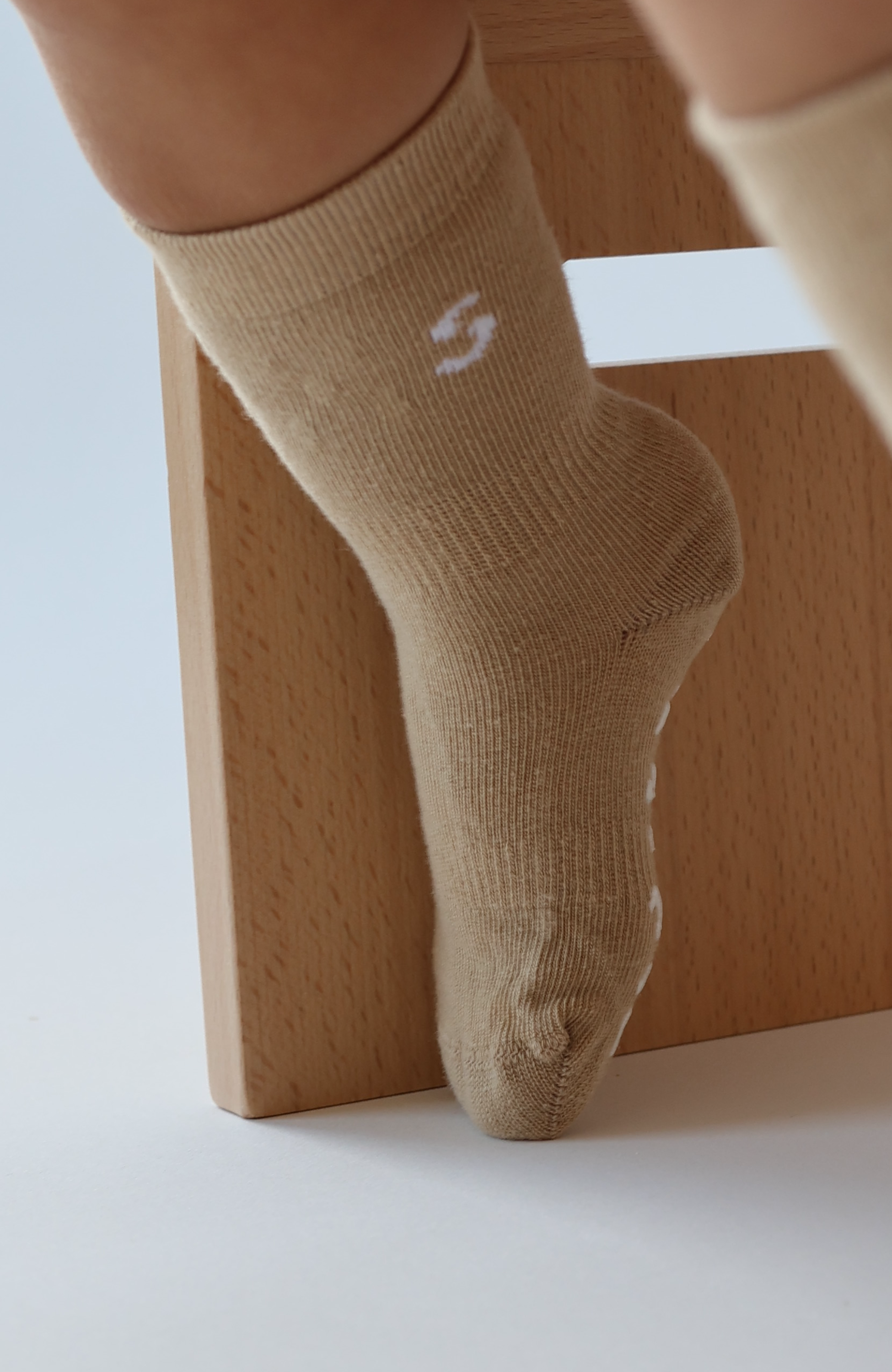 Stuckies Socks - Sand