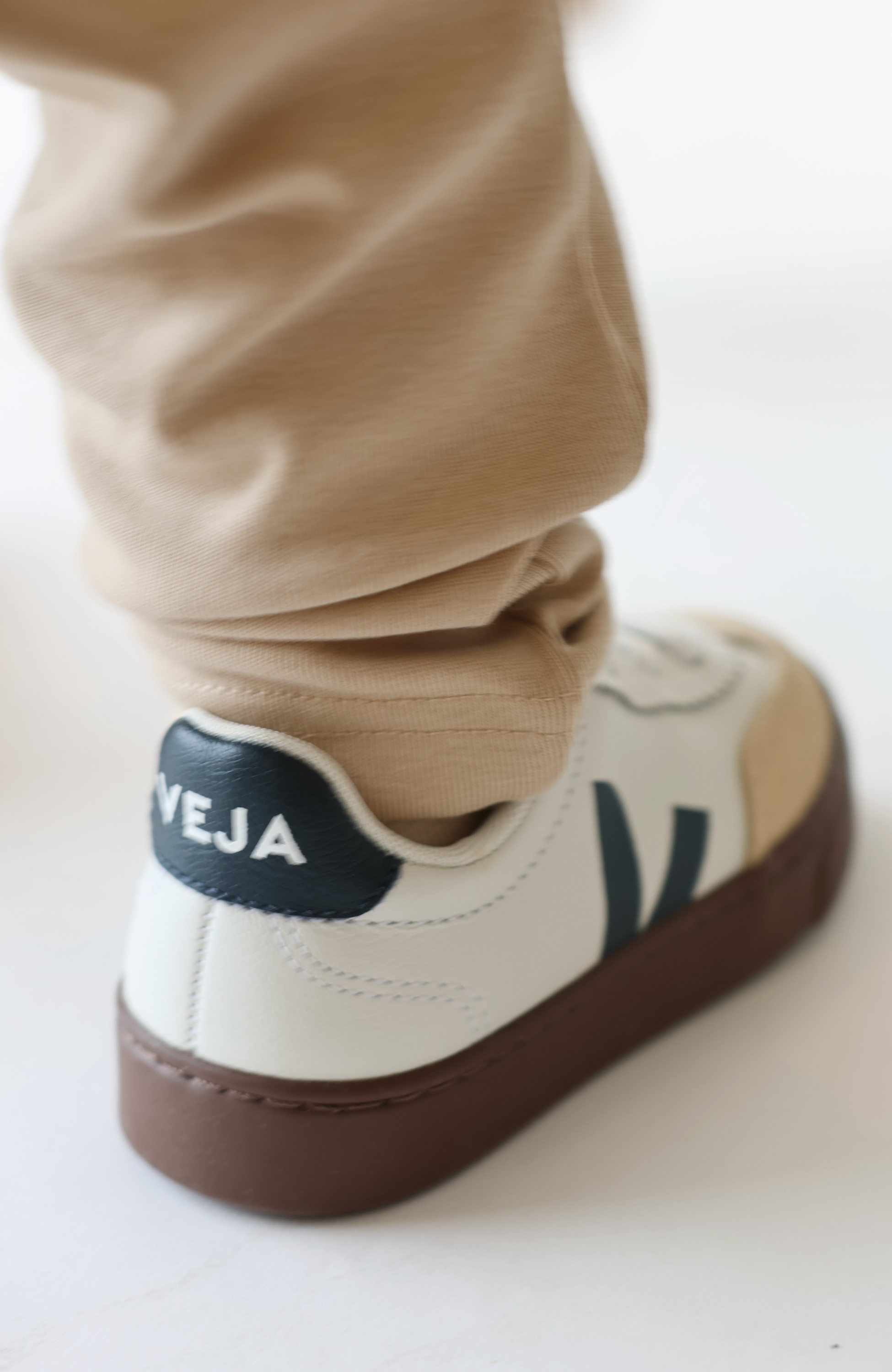 Volley O.T - White/Nautico/Bark