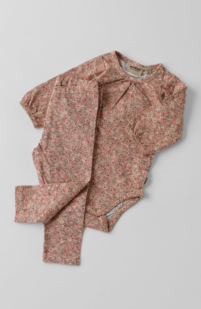 Body L/S Elmine - Rose Dust Flower Meadow