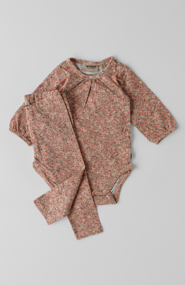 Body L/S Elmine - Rose Dust Flower Meadow