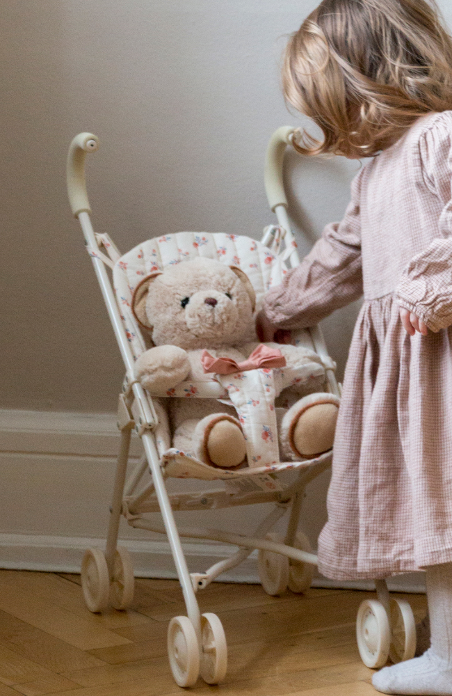 CamCam Doll Stroller - Berries