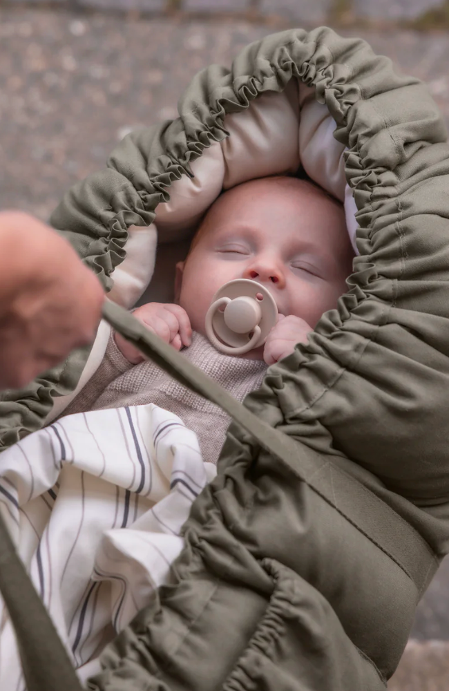 Sebra 3-in-1 Babynest - Dark Olive