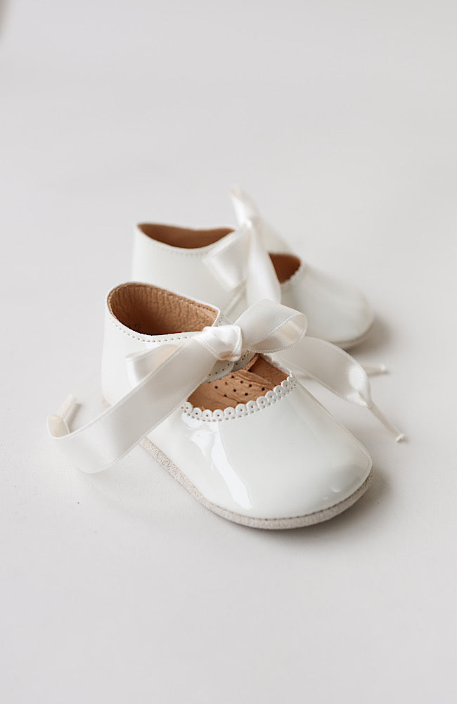 Beginners™ Lace Shoe - Cream Patent