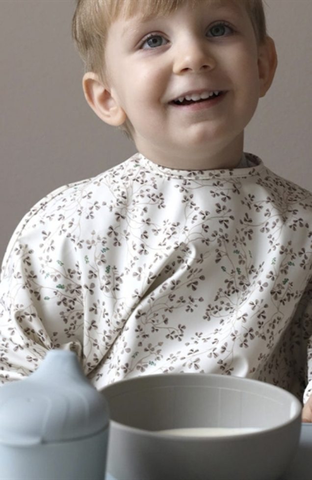 Sleeved Bib - Lierre