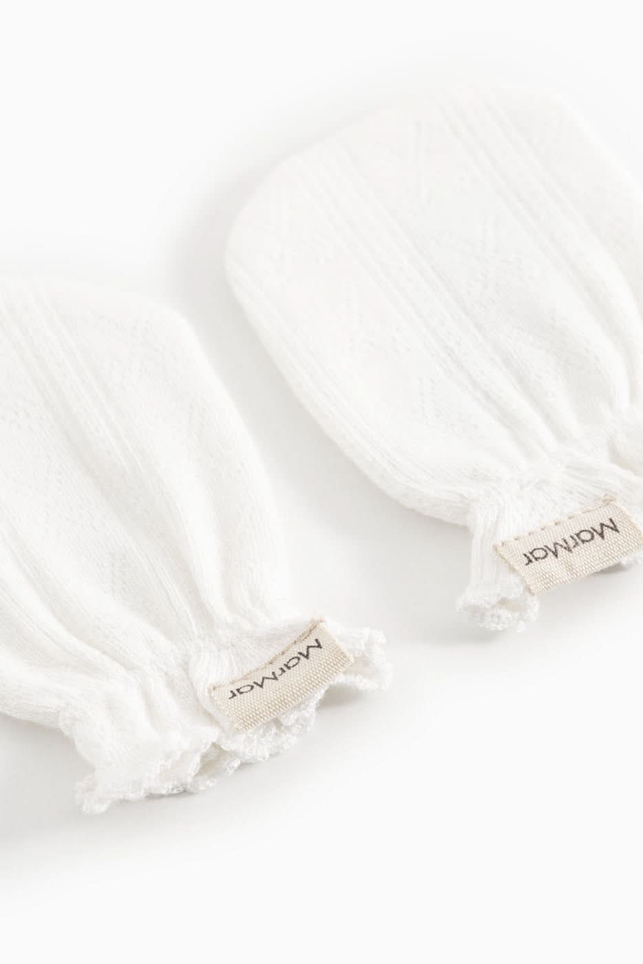 Newborn Gloves Pointelle - Gentle White