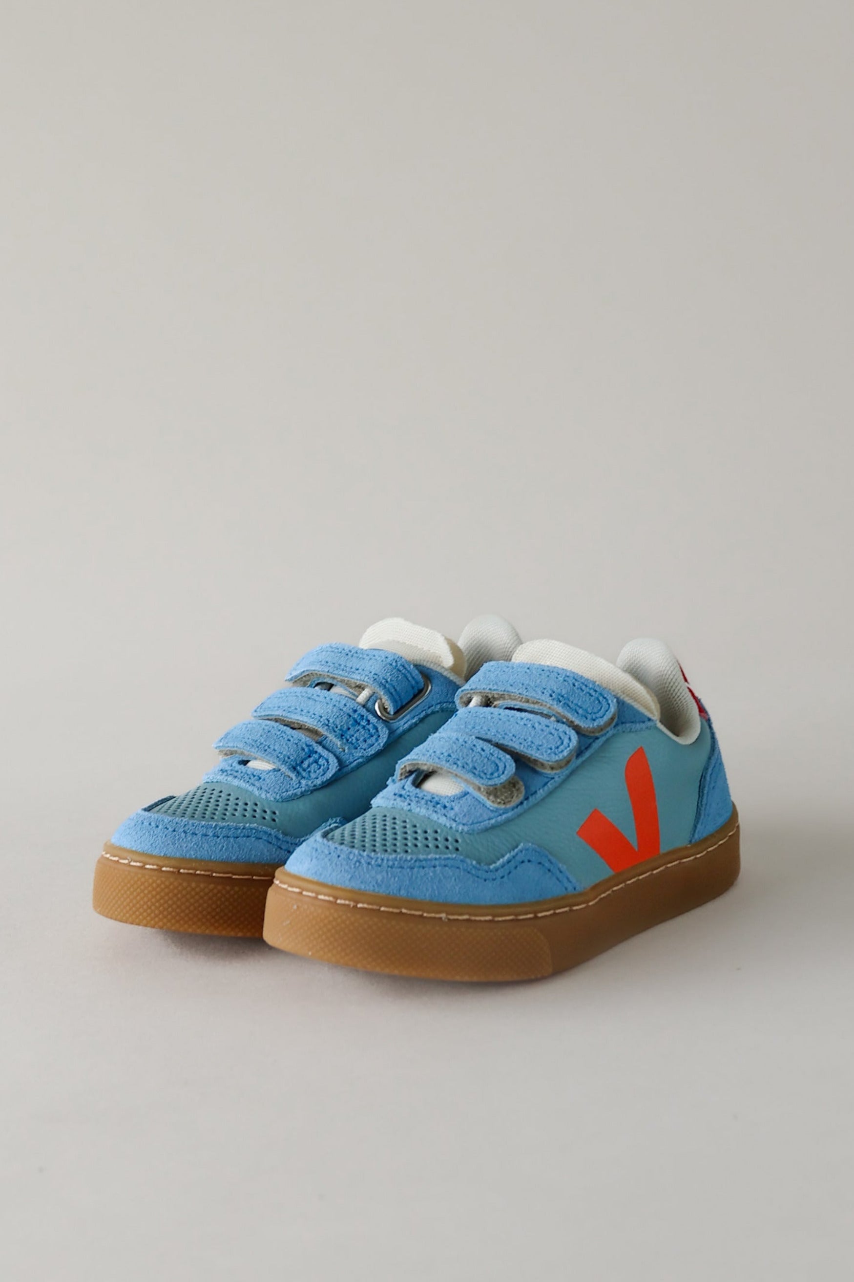 V90 Leather Sneakers - Steel / Fury / Natural