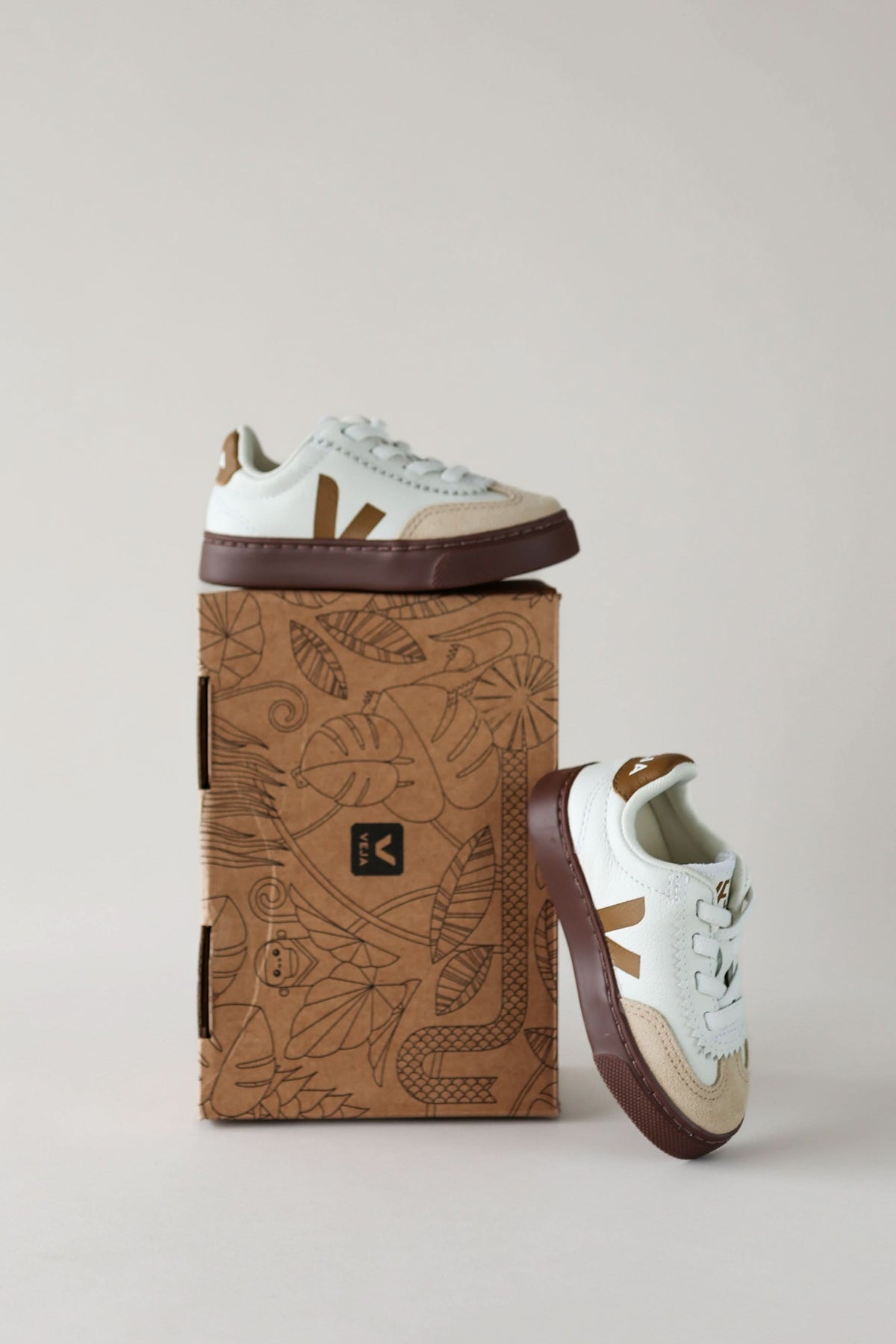 Volley O.T - White/Tent/Bark