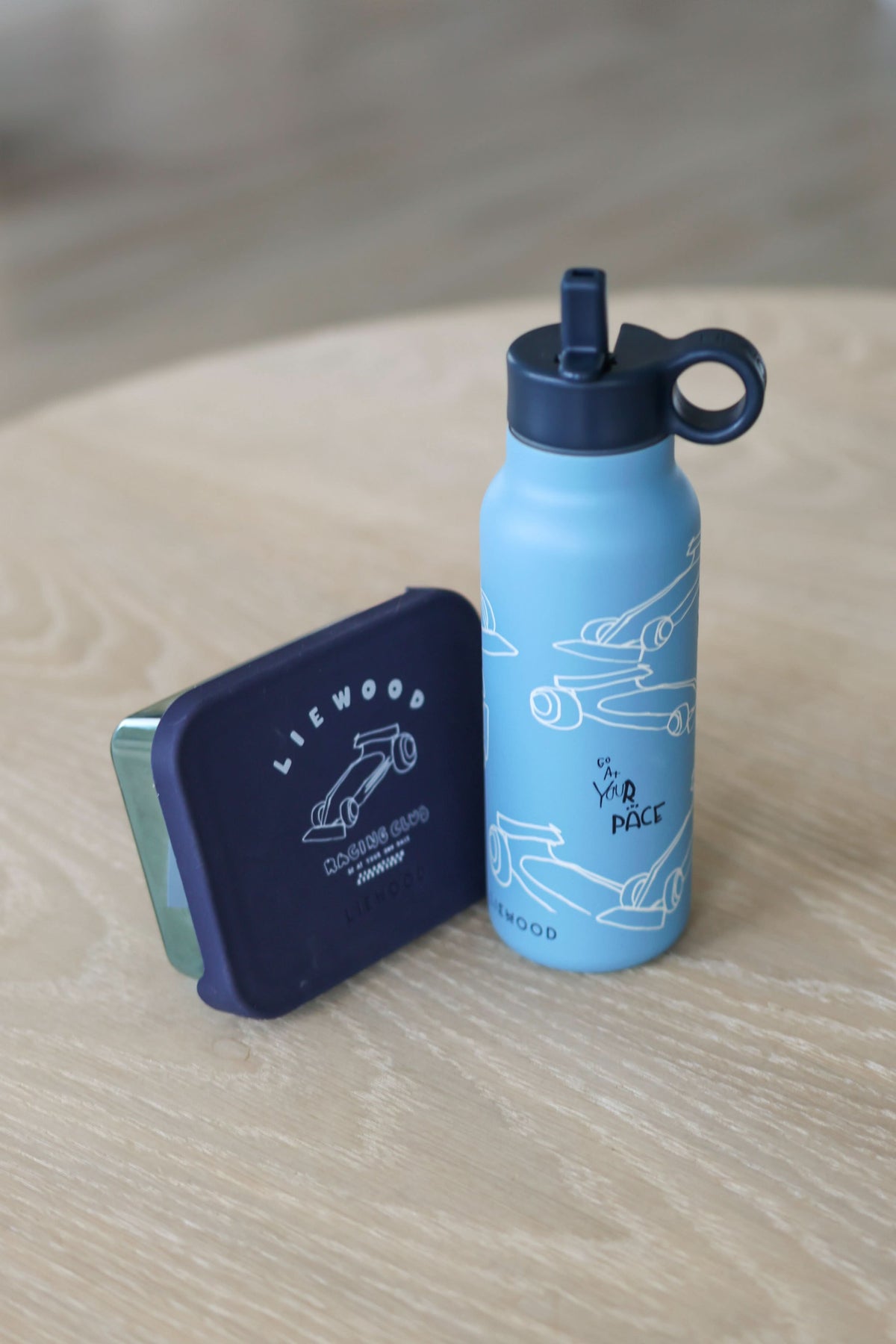 Ako Tritan Snack Box - Race Car / Classic Navy
