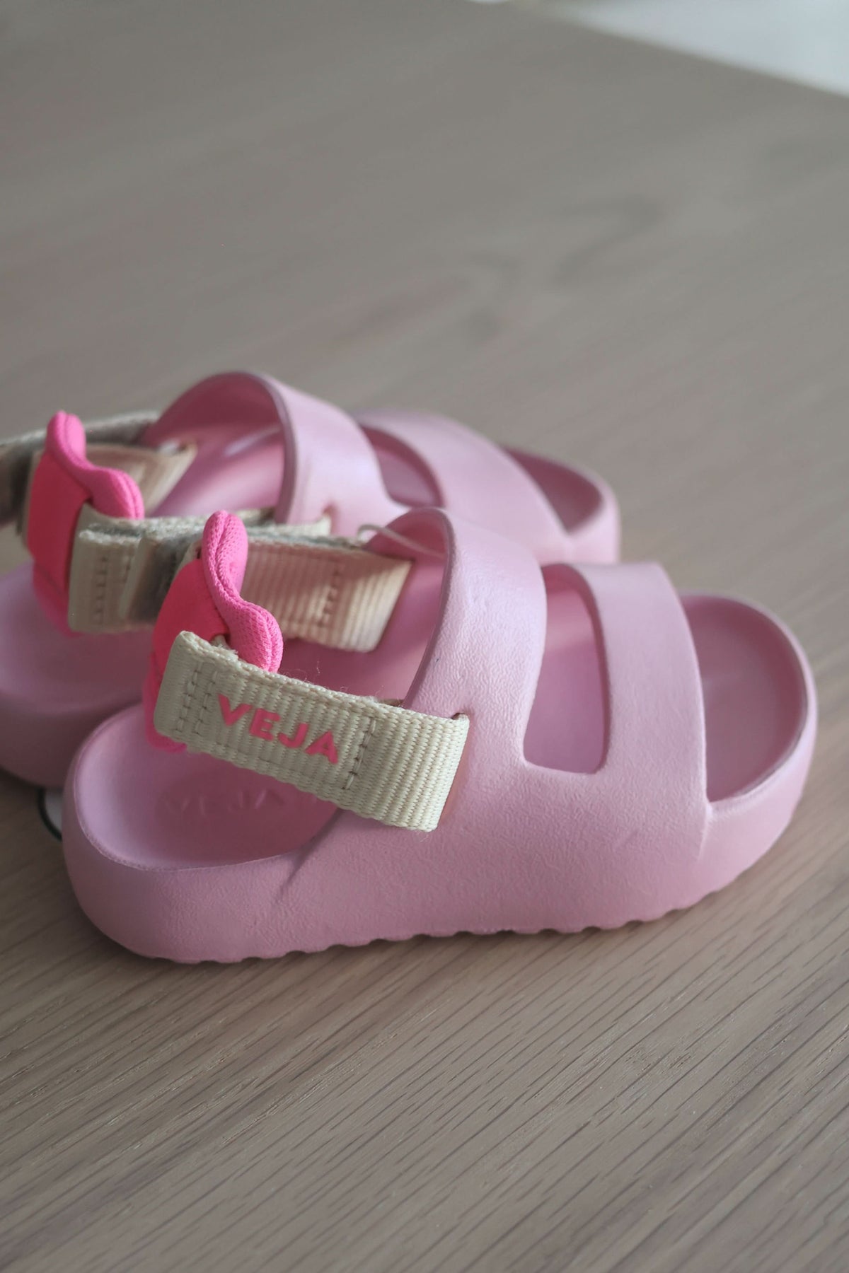 Etna Sandals - Guimauve