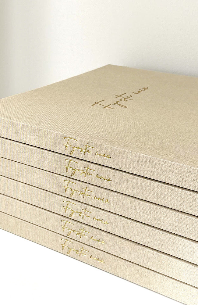 Fyrsta árið - Minningabók - Natural