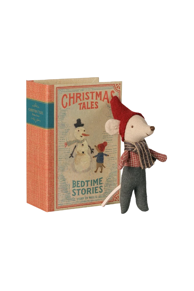 Christmas mouse, Baby in book