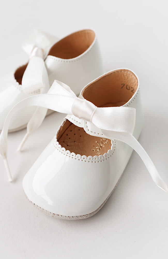 Beginners™ Lace Shoe - Cream Patent