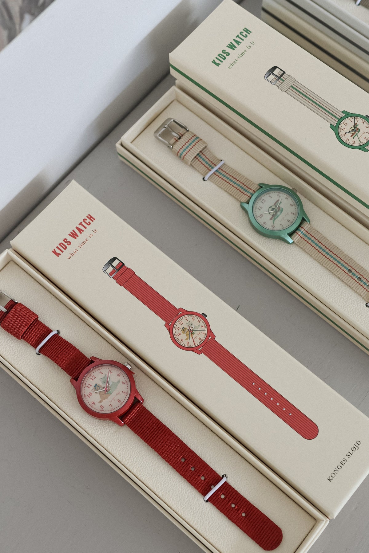 Kids Watch - Kitty Gelateria