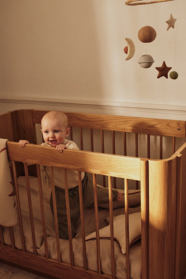 Tilu Baby Cot - Natural Oak