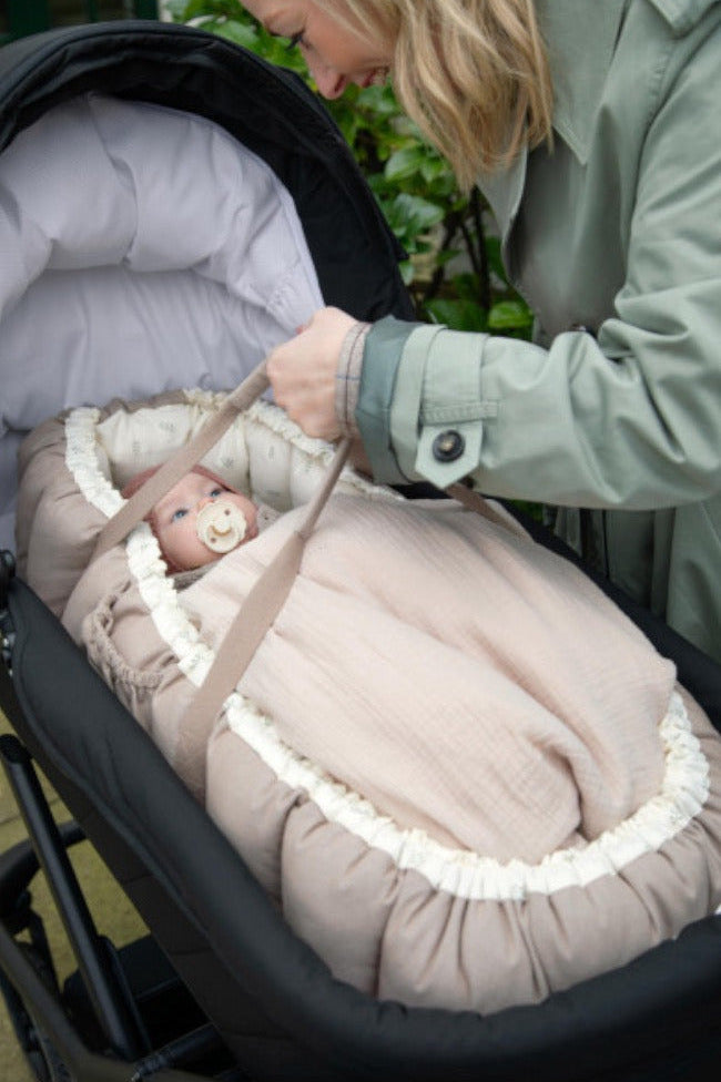 Sebra 3-in-1 Baby Nest - Sophora Leaves