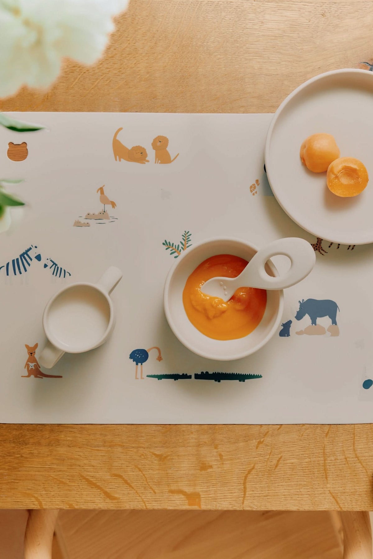 Vivi Printed Tableware Set - All together / Sandy