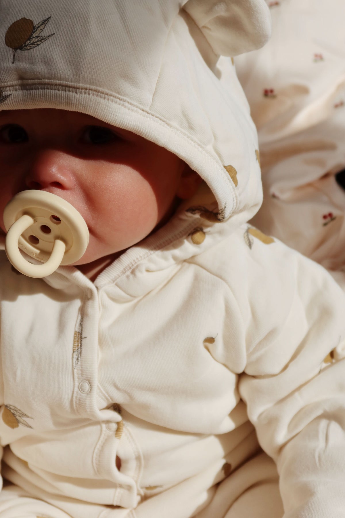Newborn Padded Onesie w/hood - Lemon
