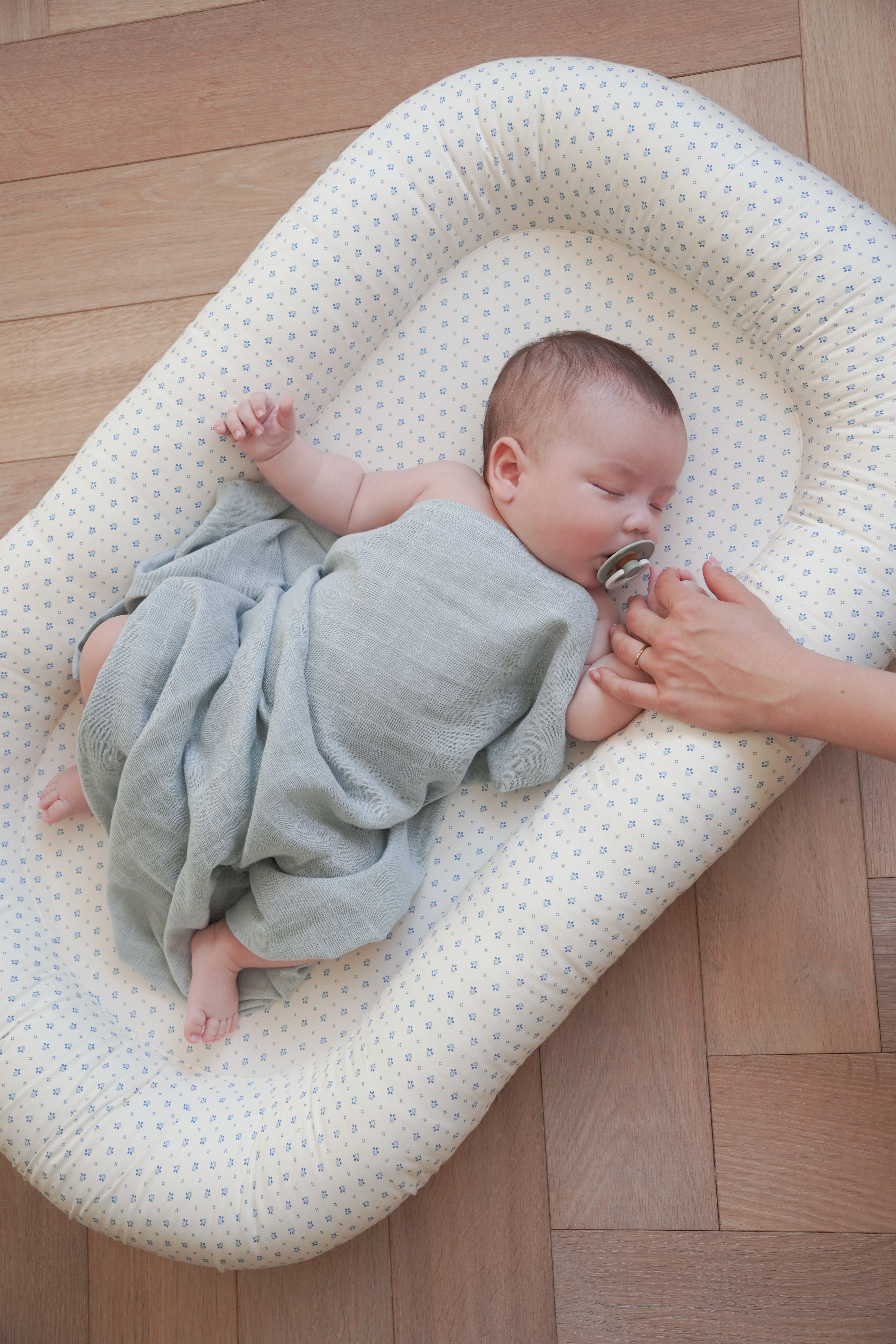 Baby Nest - Caprice