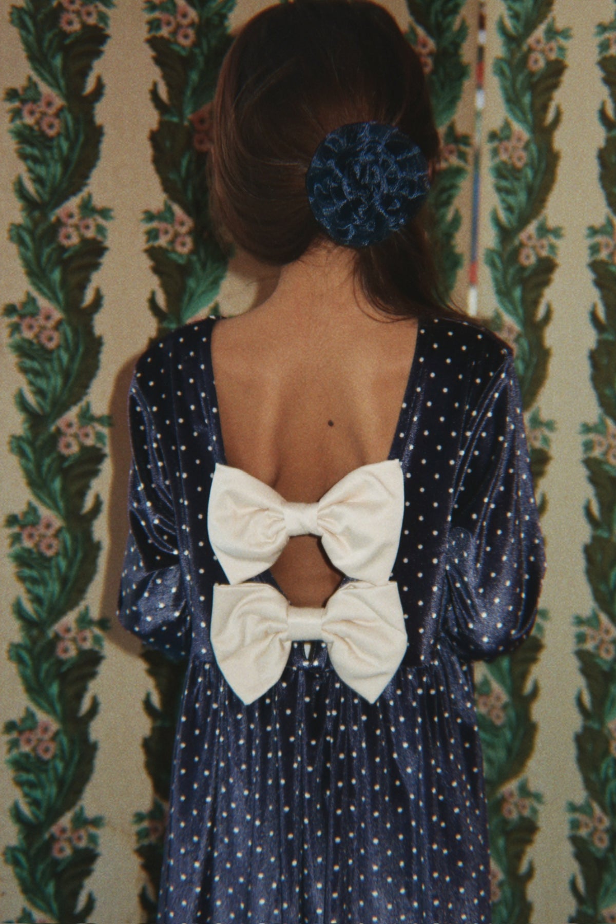 Tindra Rose Hair Clip - Navy
