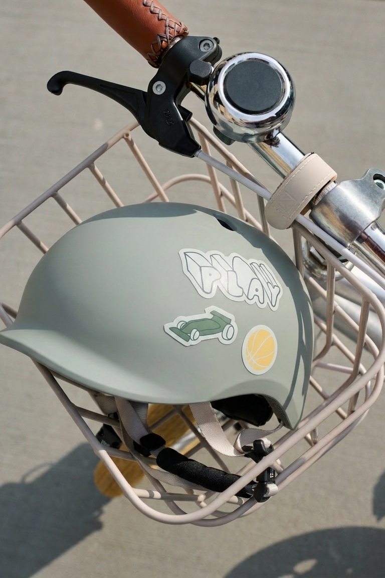 Milly bike Helmet - Dusty Peppermint