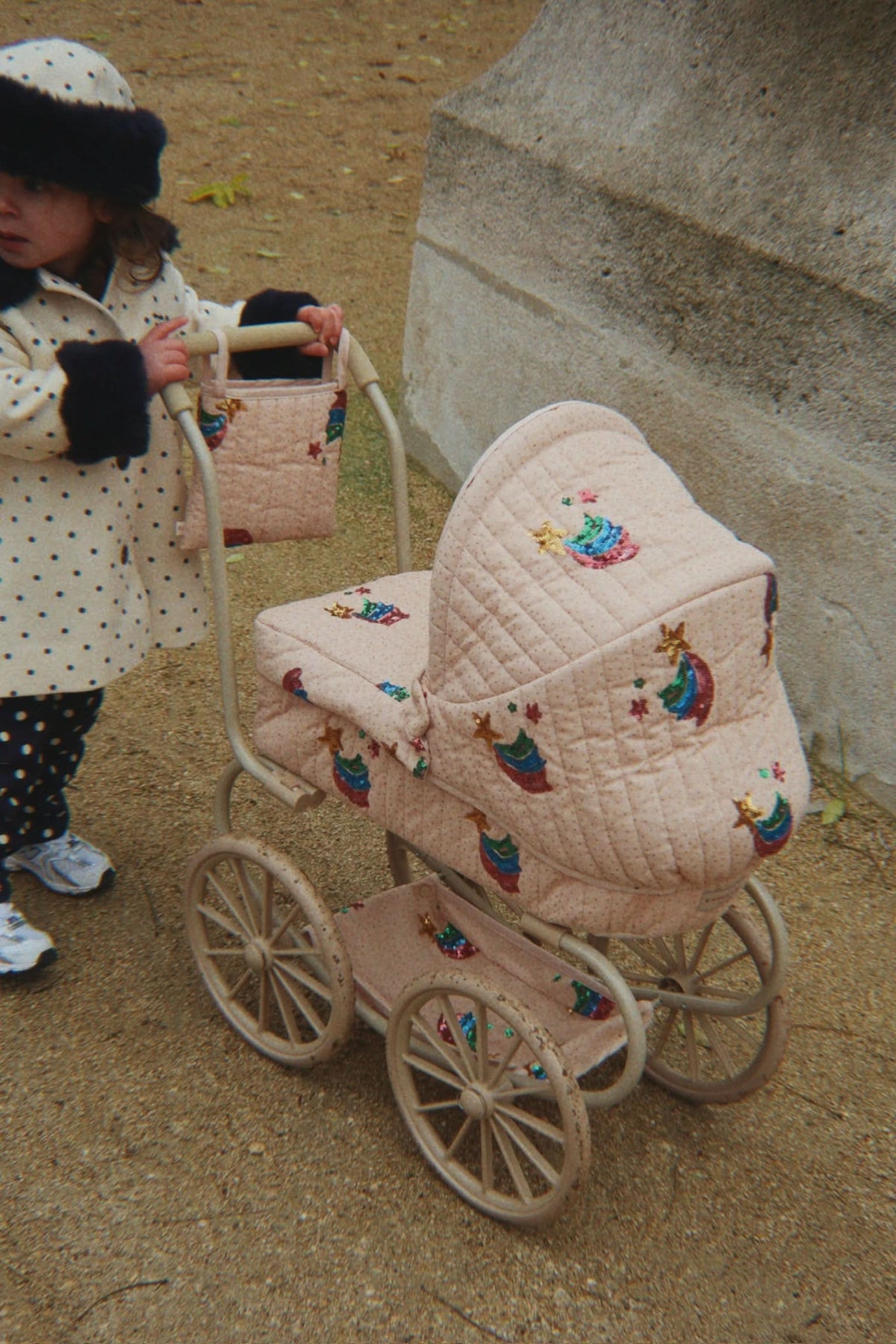 Minnie Tulle Doll Pram - Rainbow Star