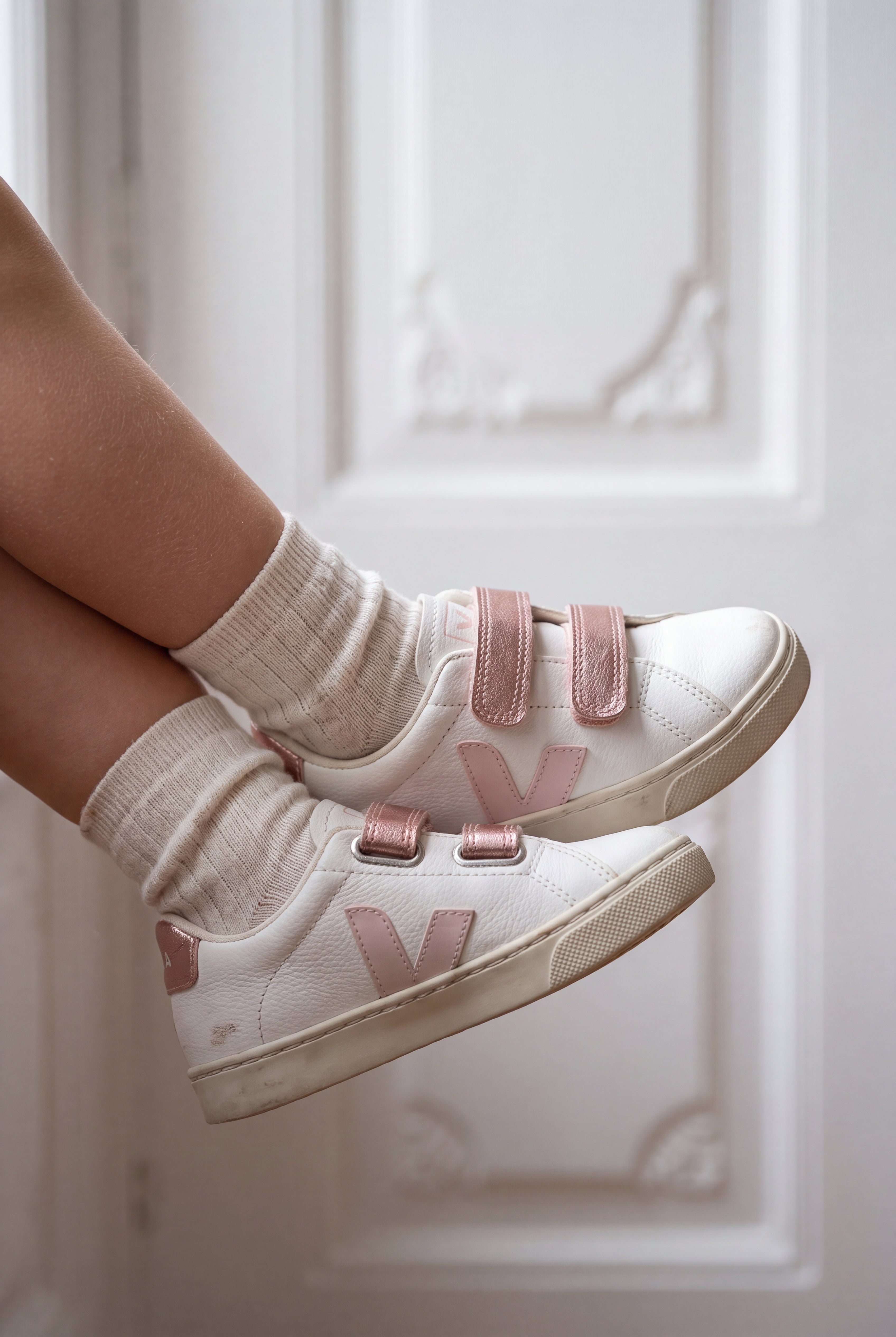 Espelar Leather - White/Petale/Necre