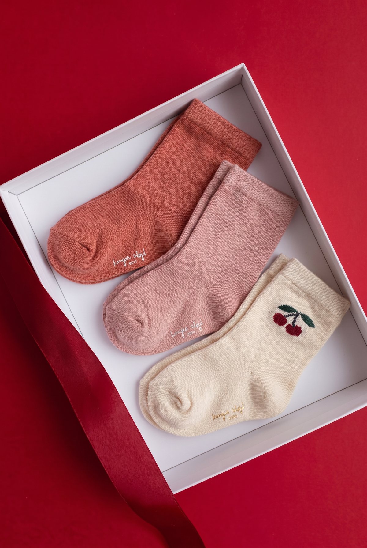 3 Pack Jacquard Socks - Cherry Mix