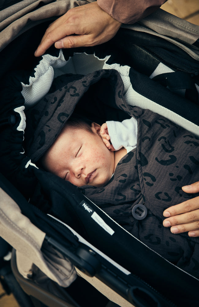 Sleep Carrier Volume X - Black