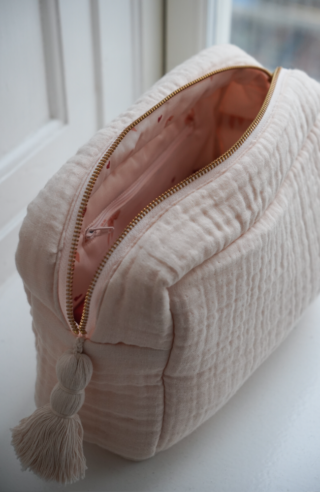 Muslin Toiletry Bag - Shell