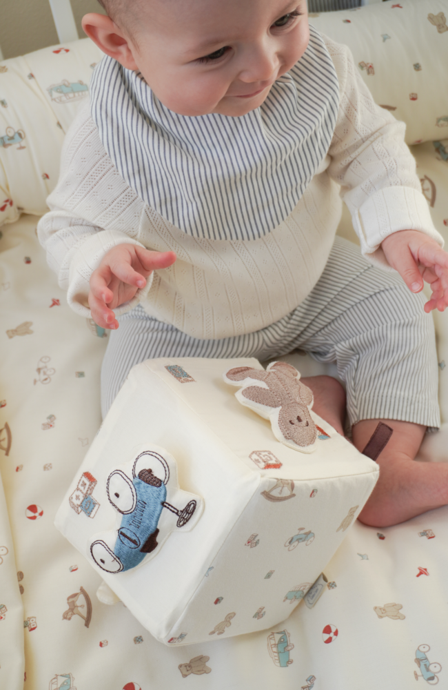 Activity Cube - Vintage Toys