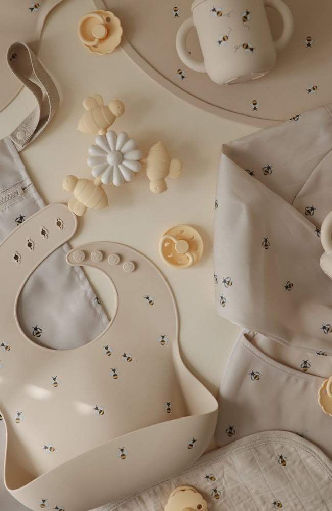 Mushie Silicone Feeding Toddler Set - Bees