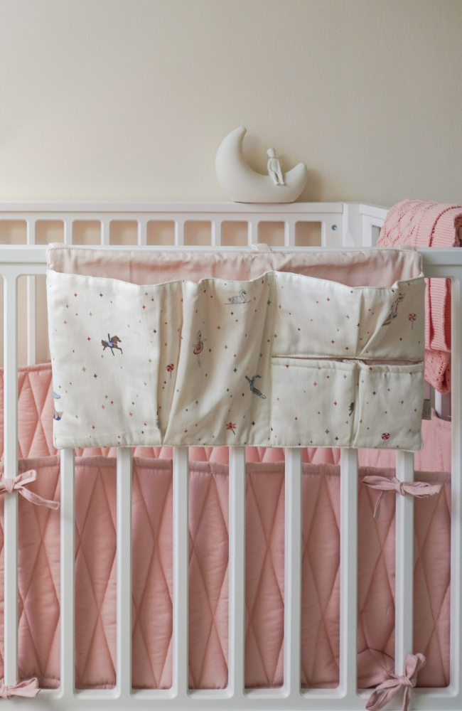 Bed Pocket - Carousel