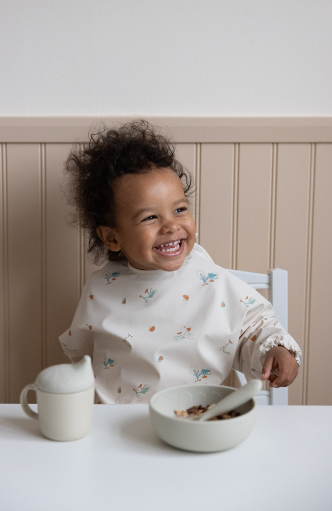 Sleeved Bib - Blueberries