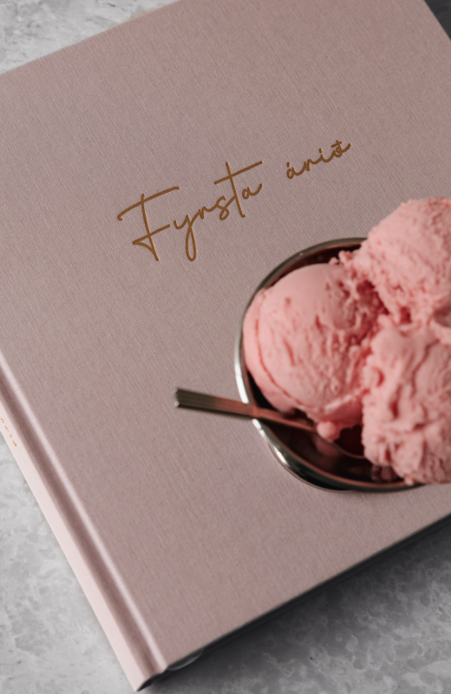 Fyrsta árið - Minningabók - Bleik